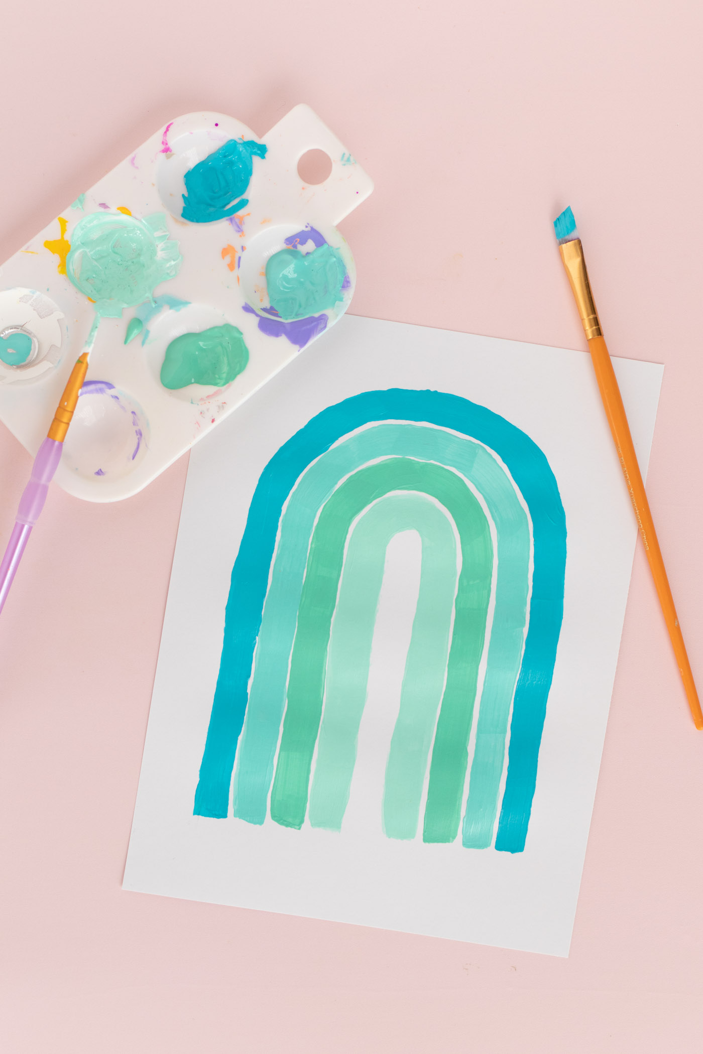 5 Minute Wall Art Diy Monochromatic Rainbow Art Club Crafted