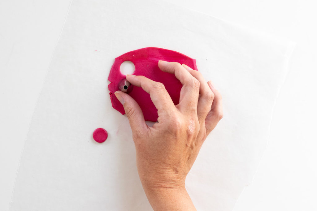 DIY Embossed Earrings with Clay // Make DIY statement earrings with this easy embossing technique for clay using paper embossing sheets! Use your favorite colors and shapes to make unique, lightweight DIY jewelry! #diyjewelry #statementearrings #fashiondiy #accessories #womensfashion #polymerclay #embossed #earrings #jewelry